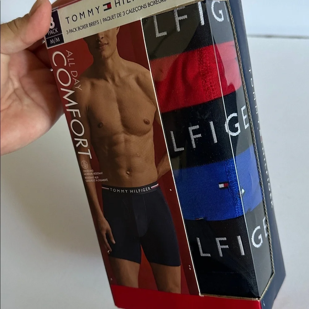 Tommy Hilfiger Men's Boxer Briefs 3-Pack - Black, Blue, Red